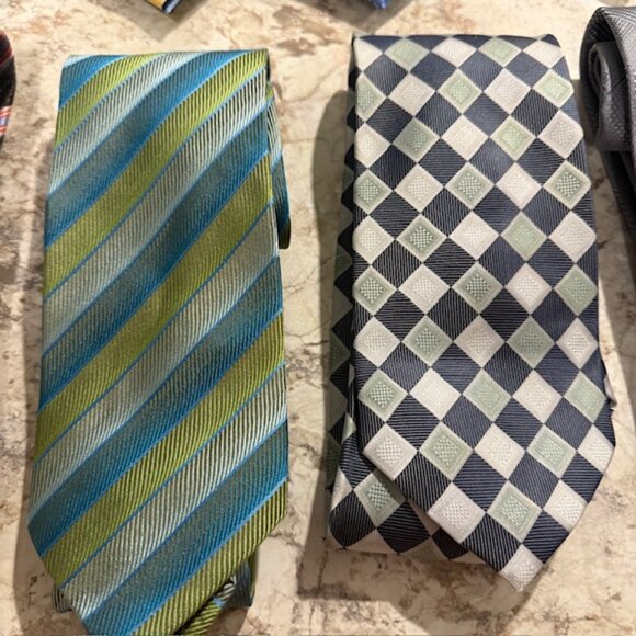 Lot of 12 Designer Neckties: Stafford, Saddlebred, Colours, Mashiko, Madison - Picture 6 of 10